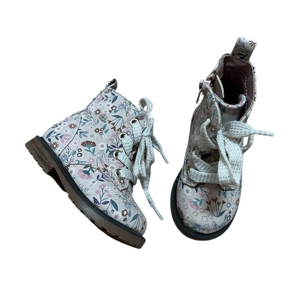 Cat & Jack Giovanna toddler girls' ankle combat boots beige floral 5 NEW